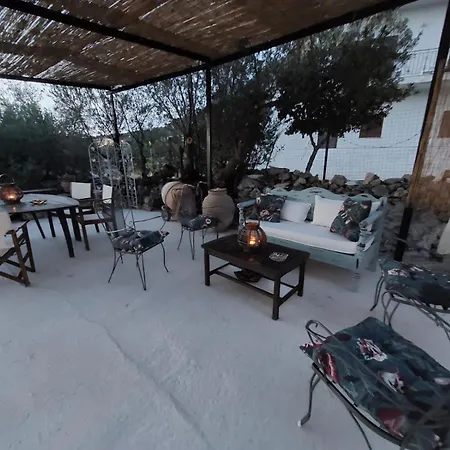 Alika Village Maisonette, Marmatsouka