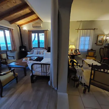 Alika Village Maisonette, בית נופש