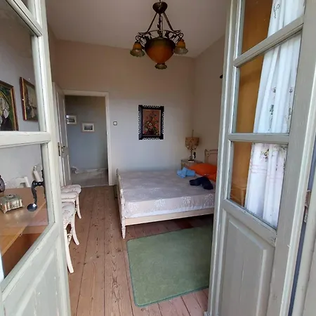 Alika Village Maisonette, בית נופש *